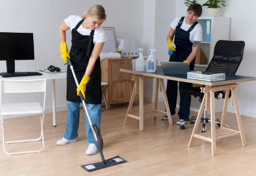 Nettoyage de bureau professionnel à Soleilhas